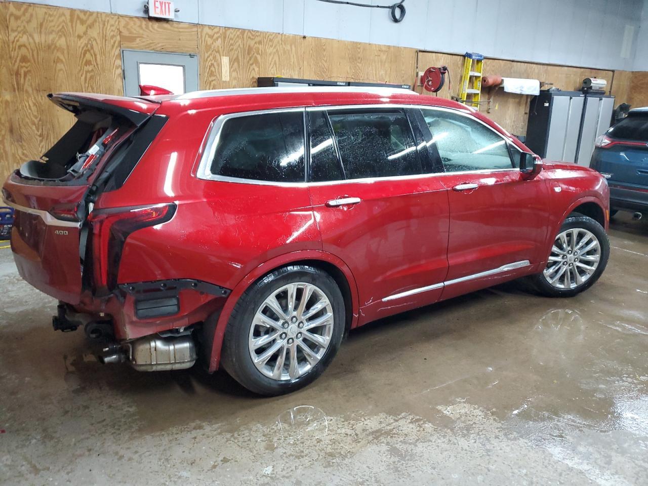 2024 CADILLAC XT6