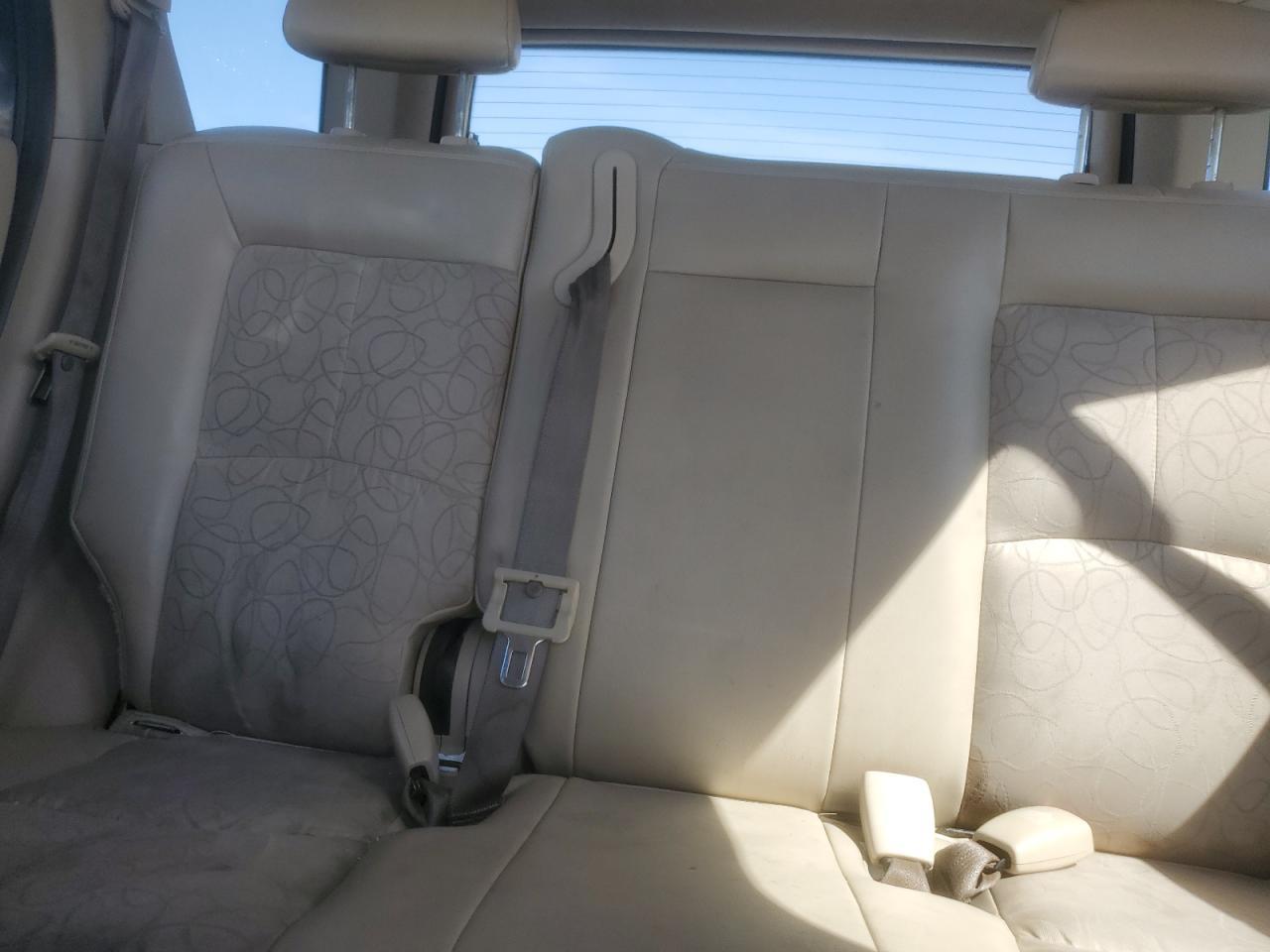 2005 SATURN Vue