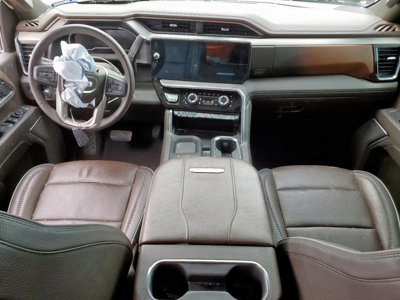 2024 GMC Sierra