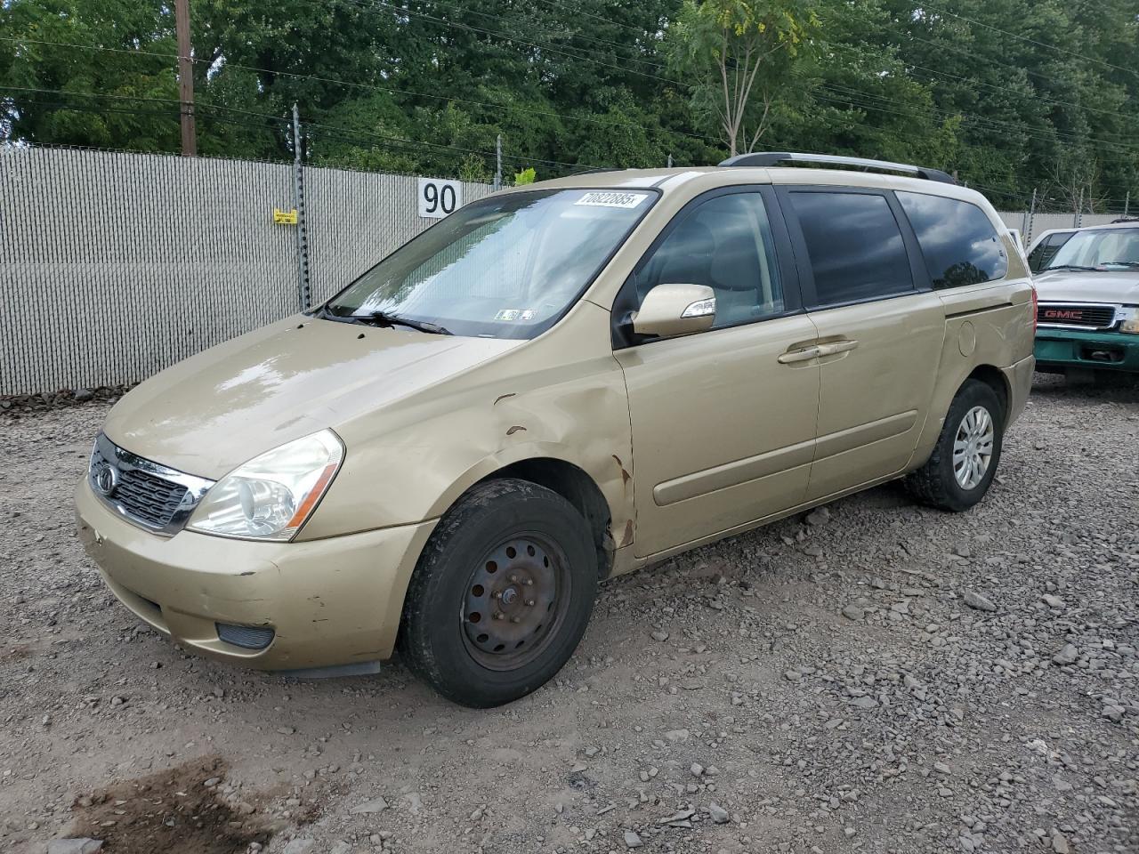 2011 KIA SEDONA