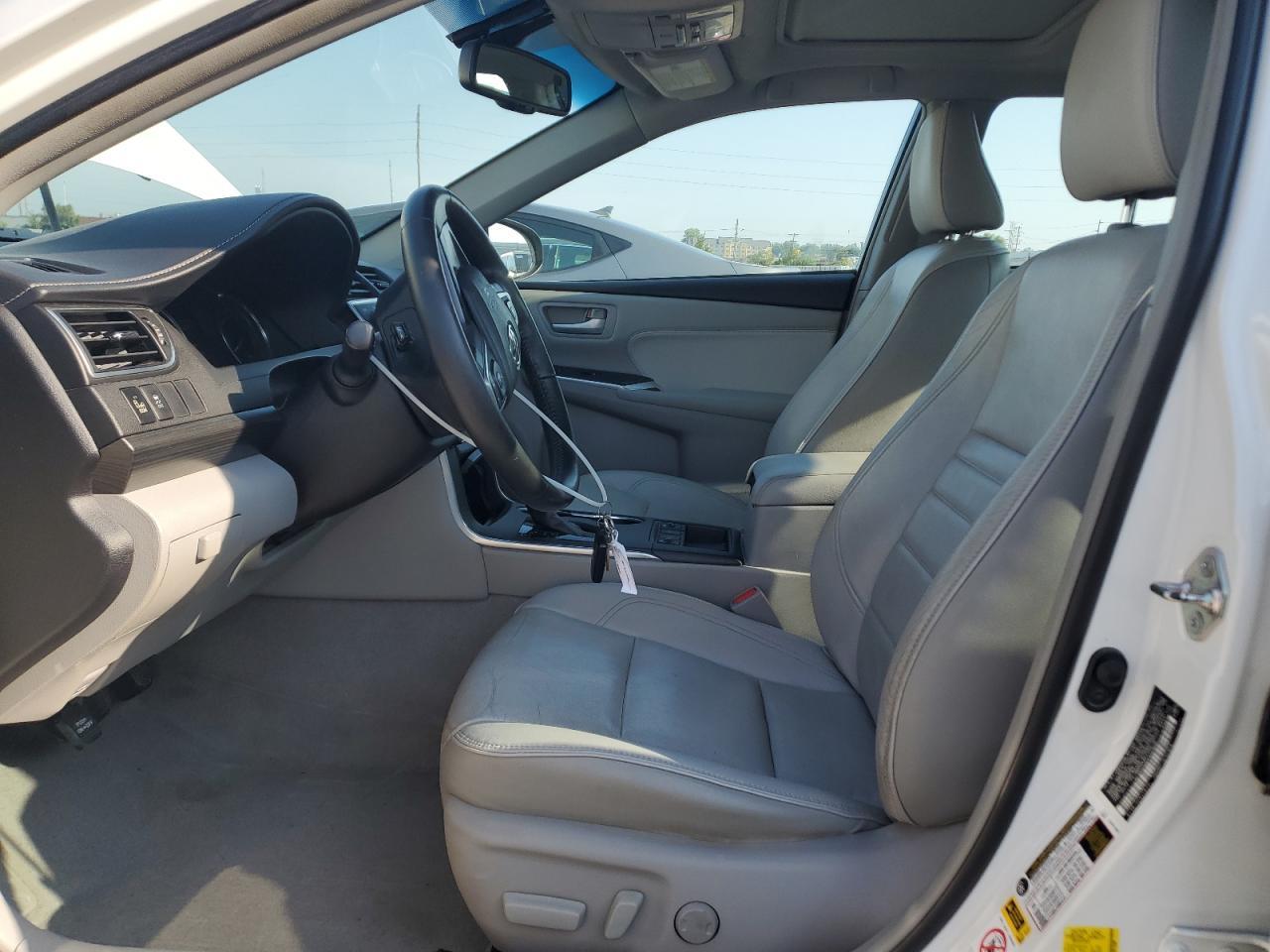 2015 TOYOTA CAMRY