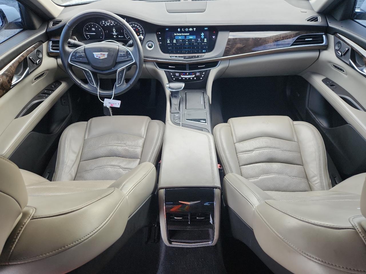 2017 CADILLAC CT6