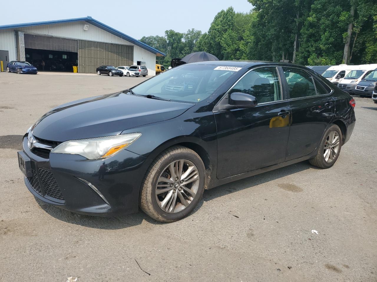 2016 TOYOTA CAMRY