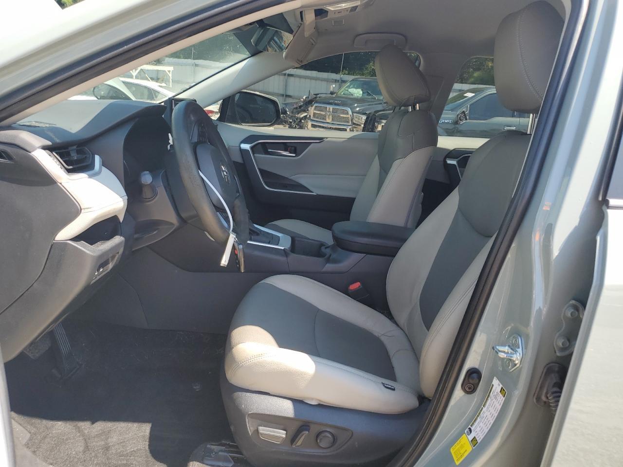 2022 TOYOTA RAV4
