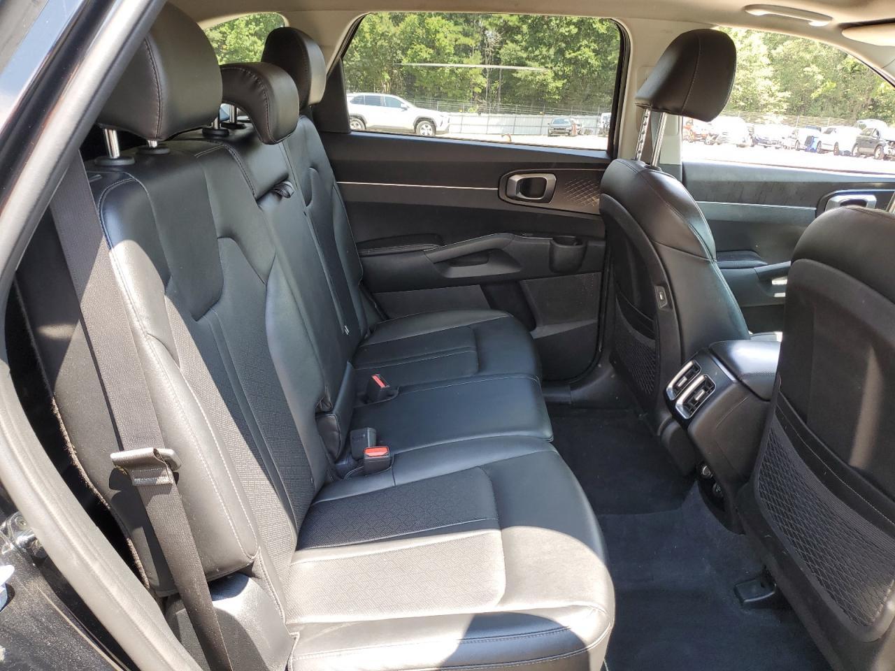 2022 KIA SORENTO