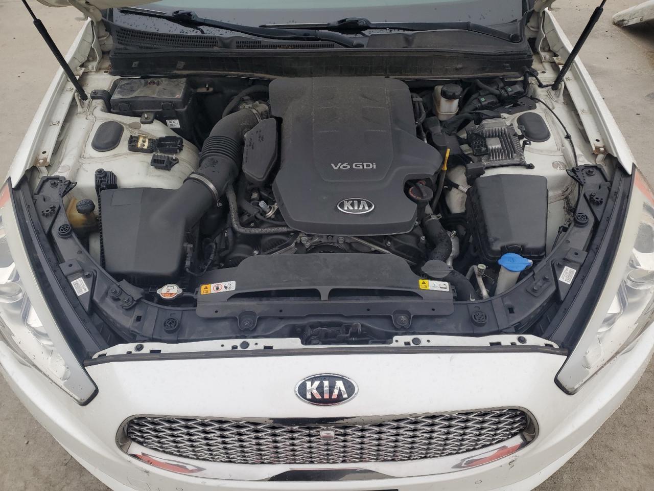 2016 KIA K900
