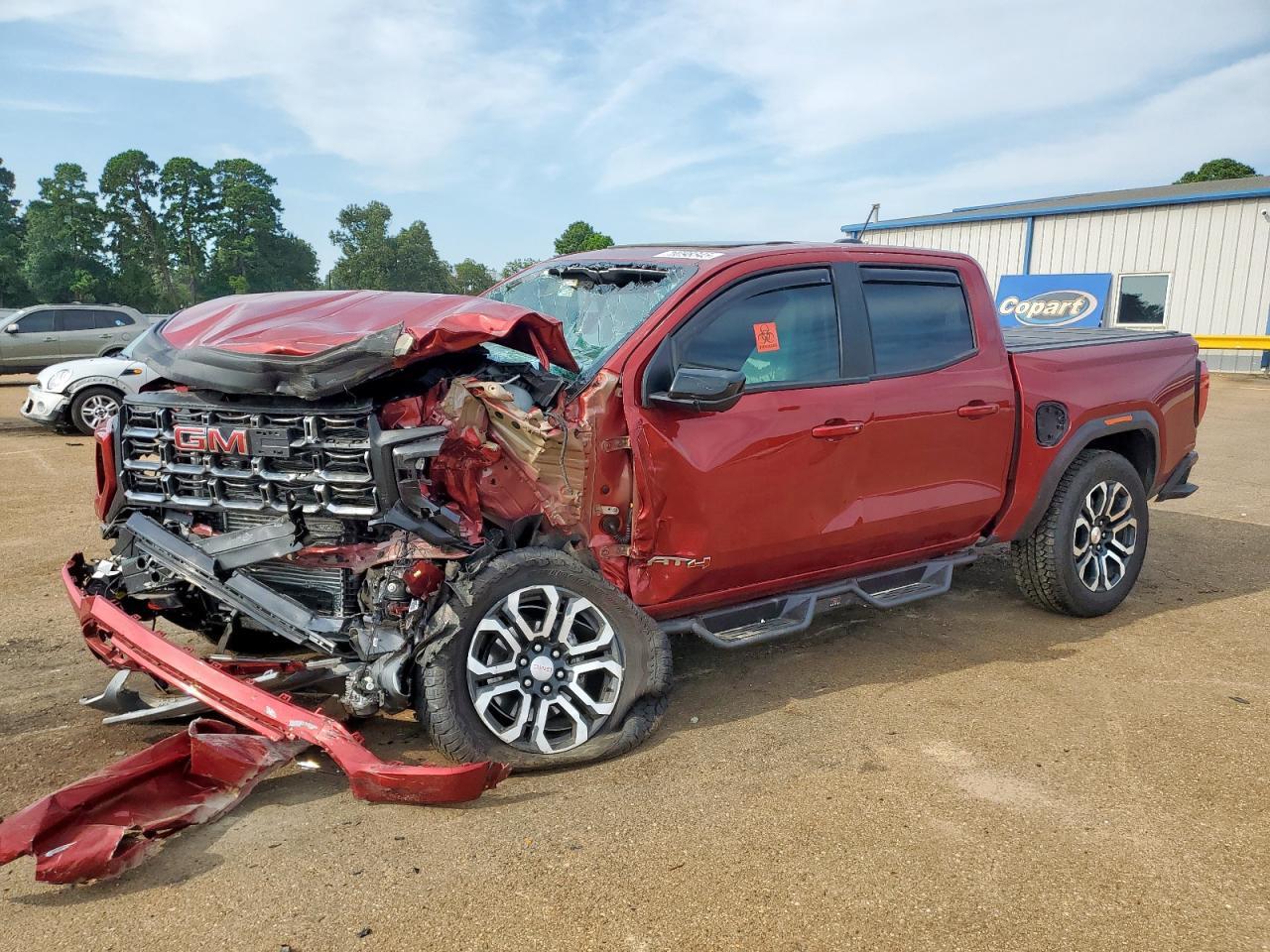 2024 GMC CANYON