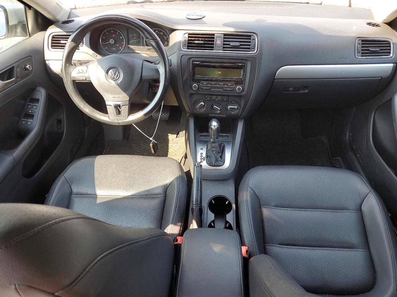2013 VOLKSWAGEN JETTA