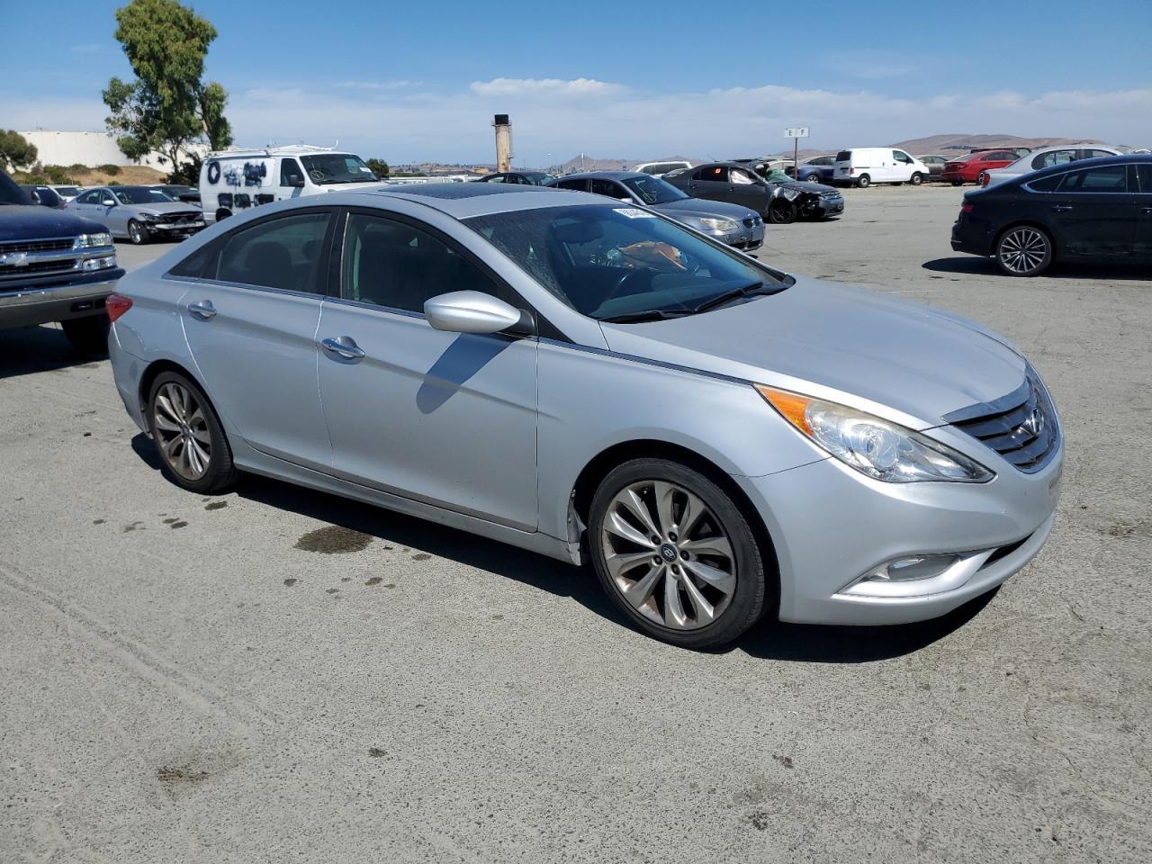 2012 HYUNDAI SONATA