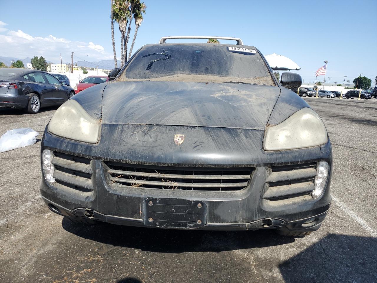 2010 PORSCHE CAYENNE
