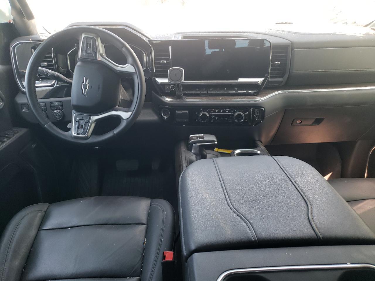 2023 CHEVROLET Silverado