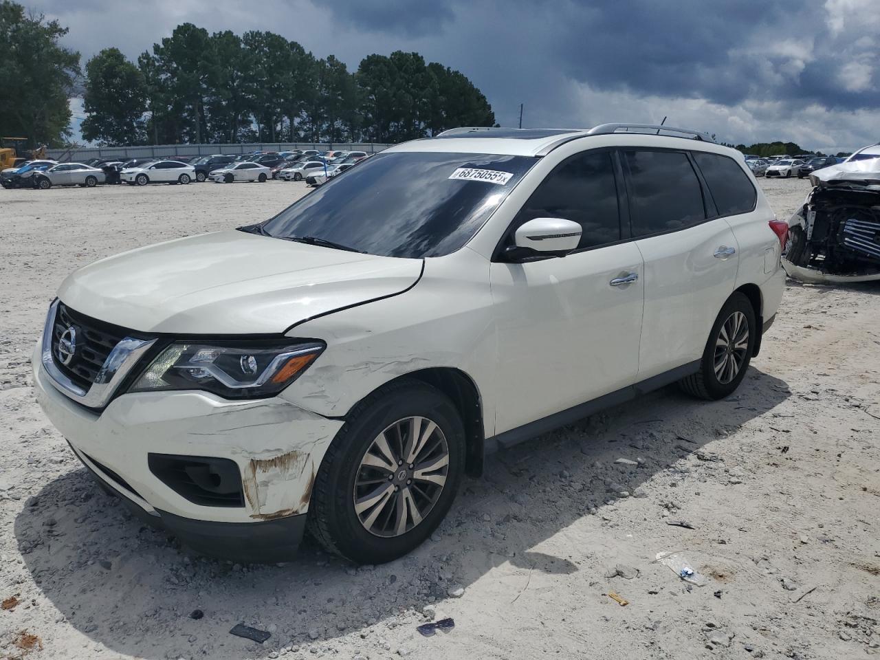 2017 NISSAN PATHFINDER