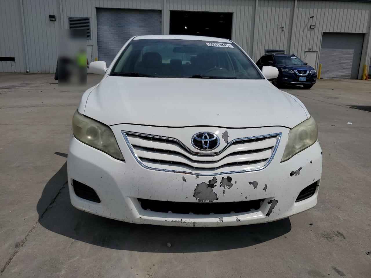 2011 TOYOTA CAMRY