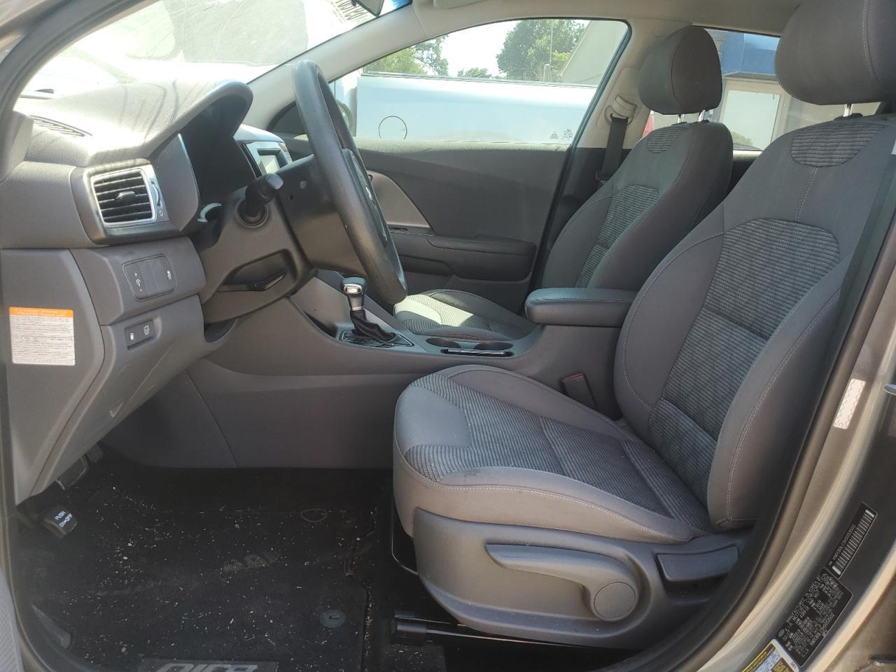 2017 KIA Niro
