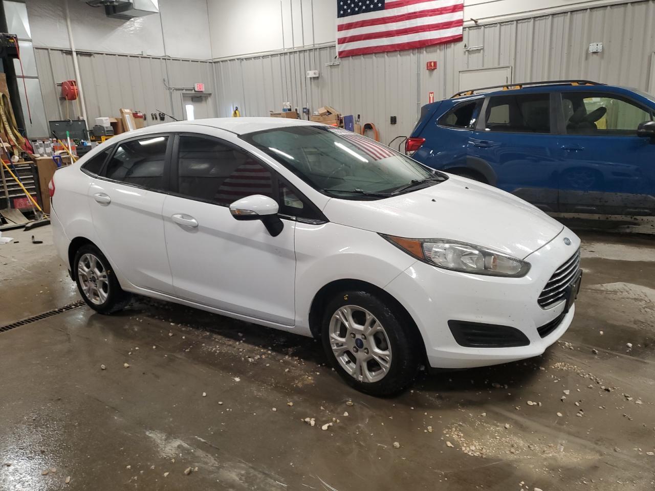 2015 FORD Fiesta