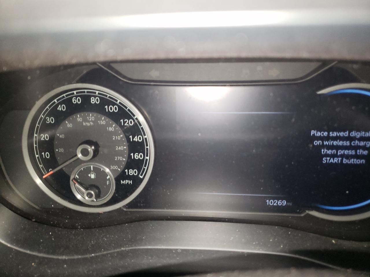 2025 GENESIS G70