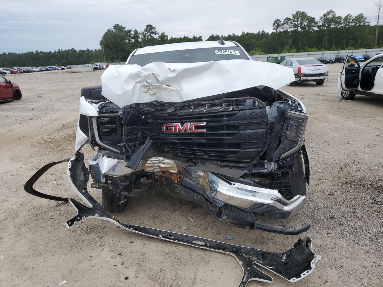2024 GMC Sierra