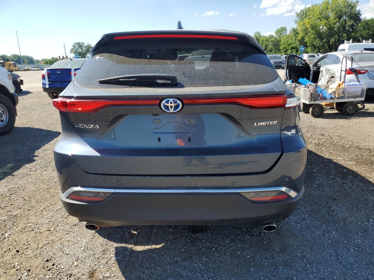 2023 TOYOTA VENZA