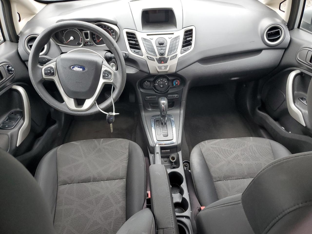 2012 FORD Fiesta