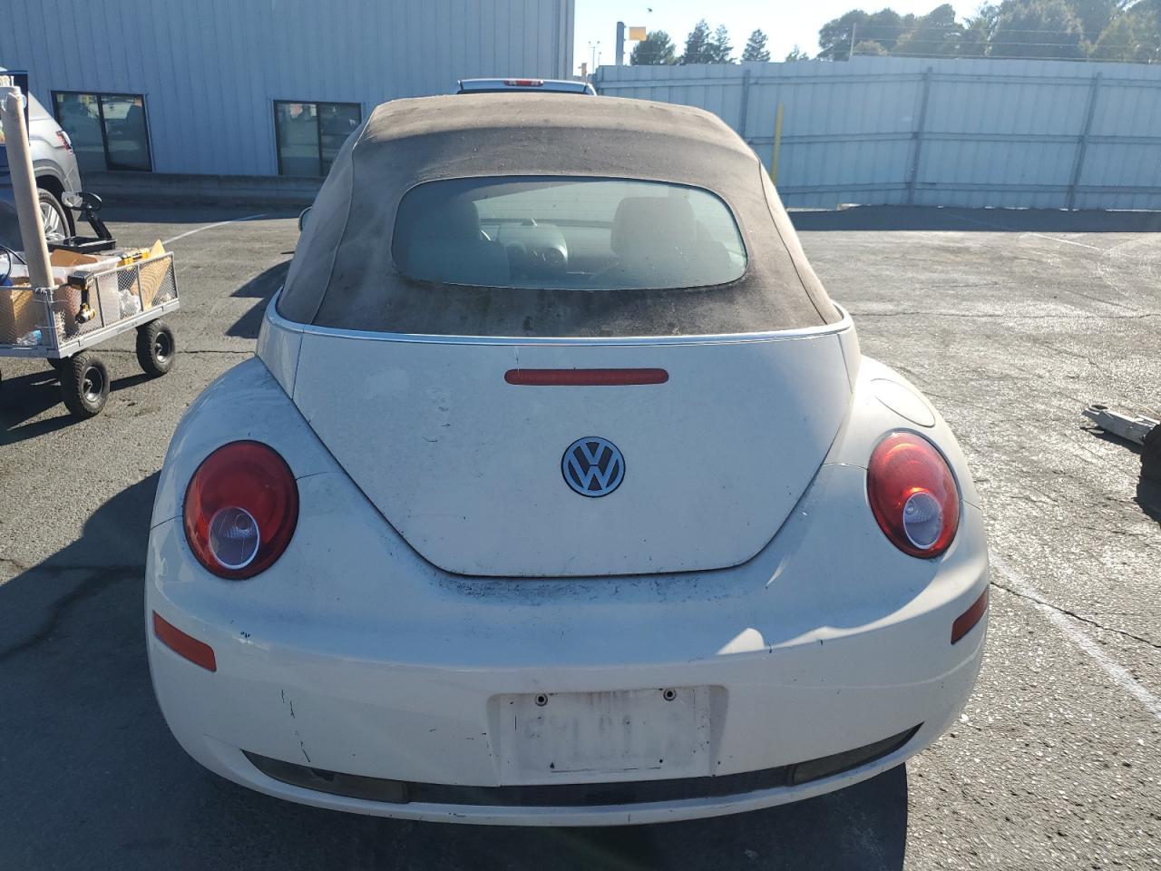 2006 VOLKSWAGEN Beetle