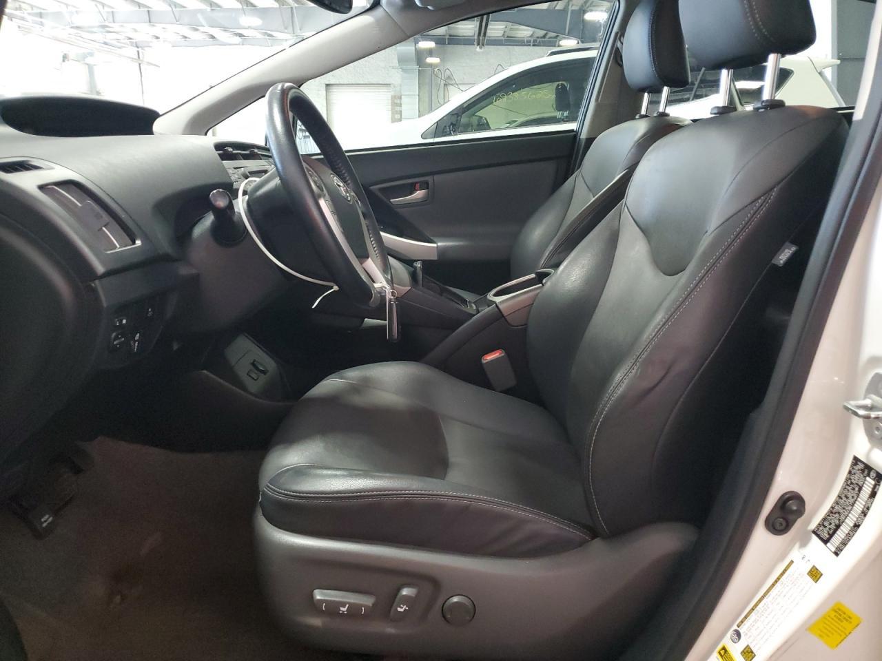 2014 TOYOTA PRIUS