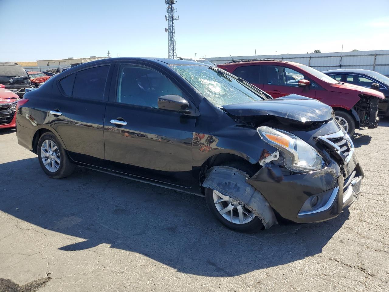 2018 NISSAN VERSA