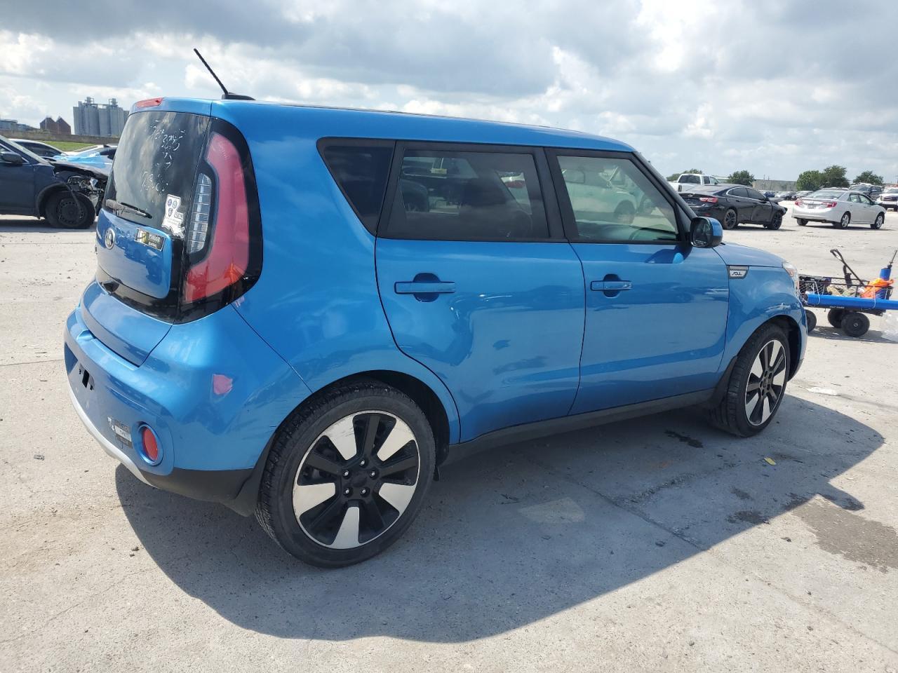 2018 KIA SOUL