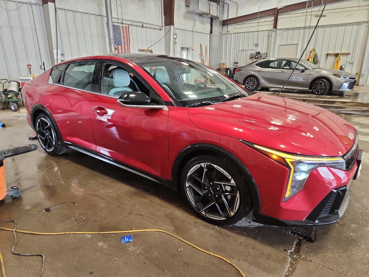 2025 KIA K4