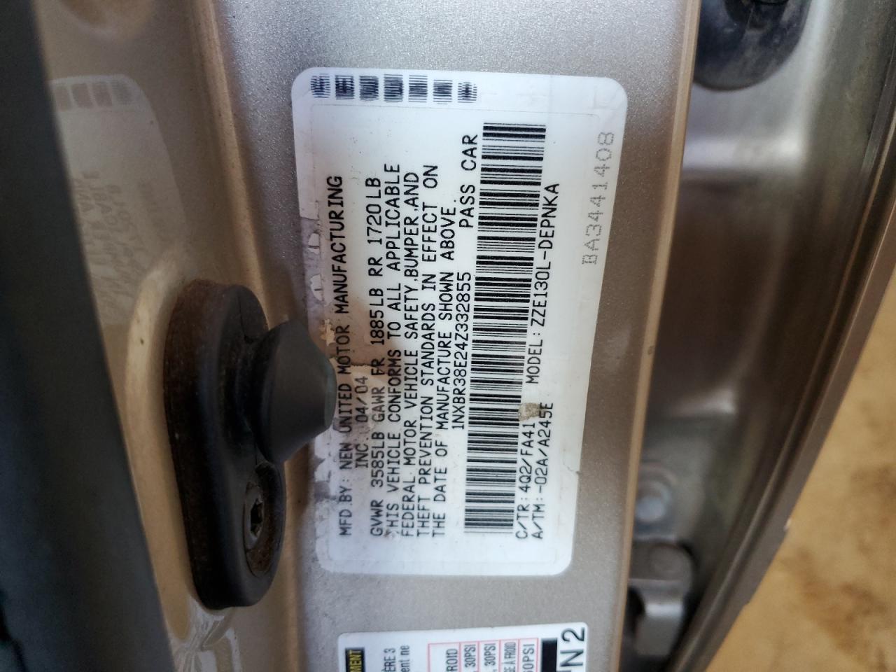 2004 TOYOTA COROLLA