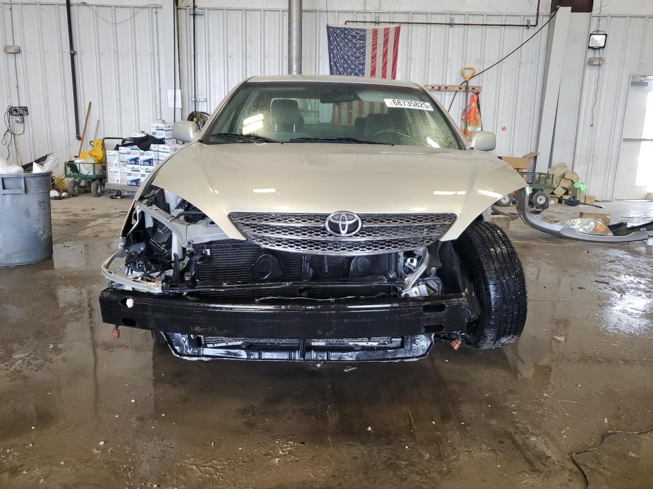 2004 TOYOTA CAMRY