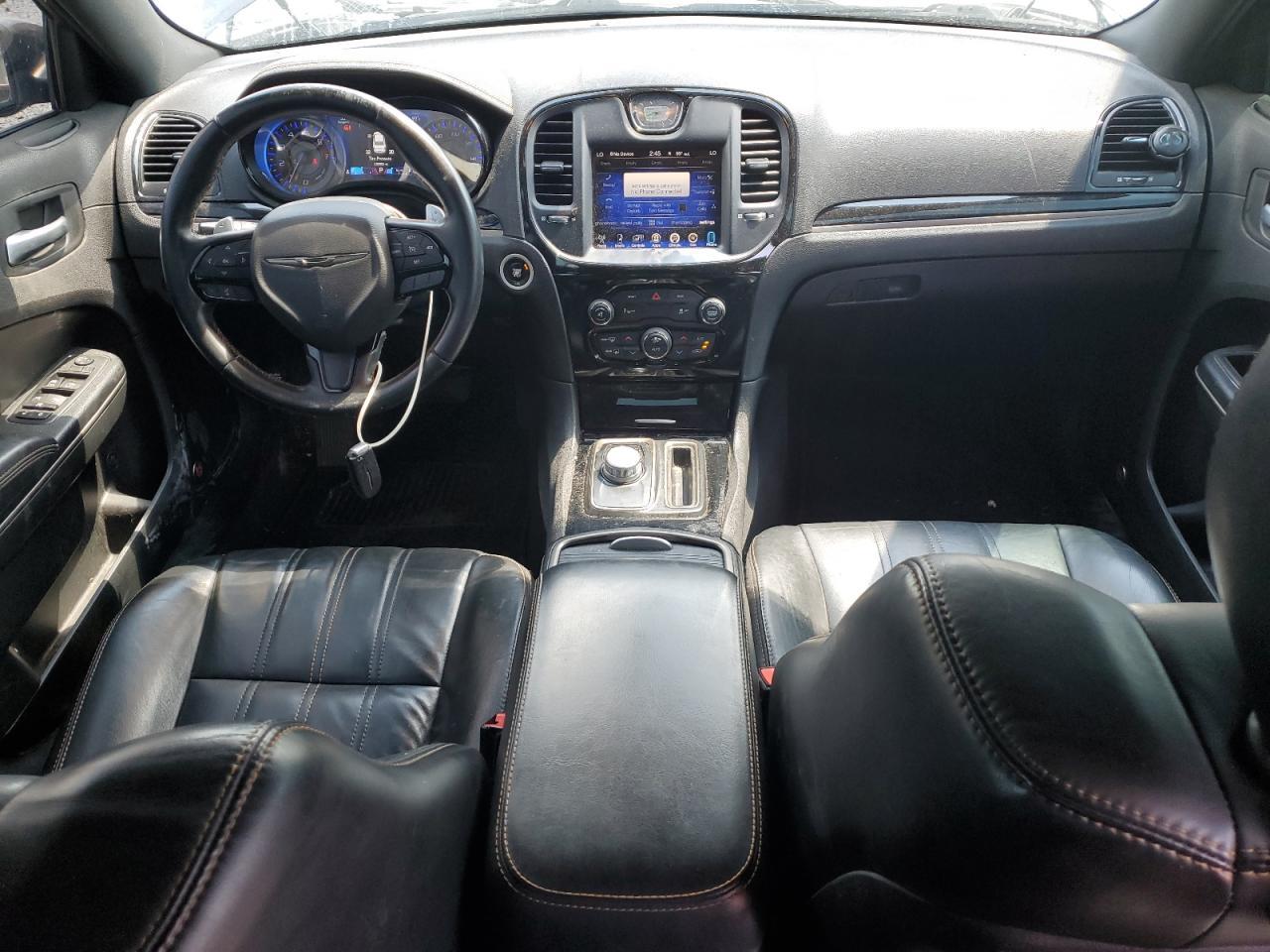 2016 CHRYSLER 300