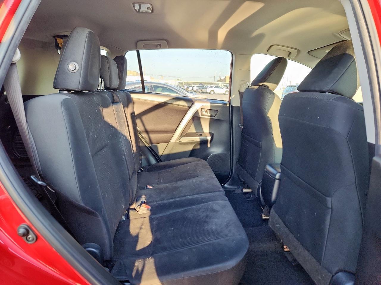 2016 TOYOTA RAV4