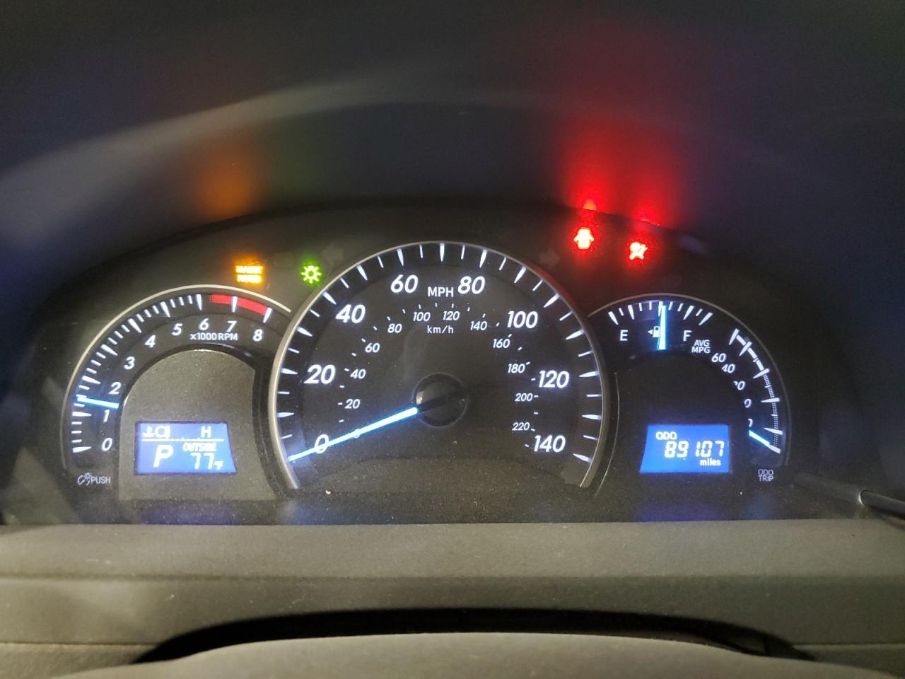 2014 TOYOTA CAMRY