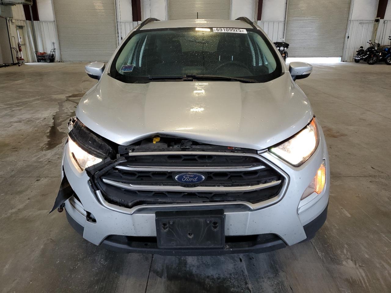 2021 FORD EcoSport