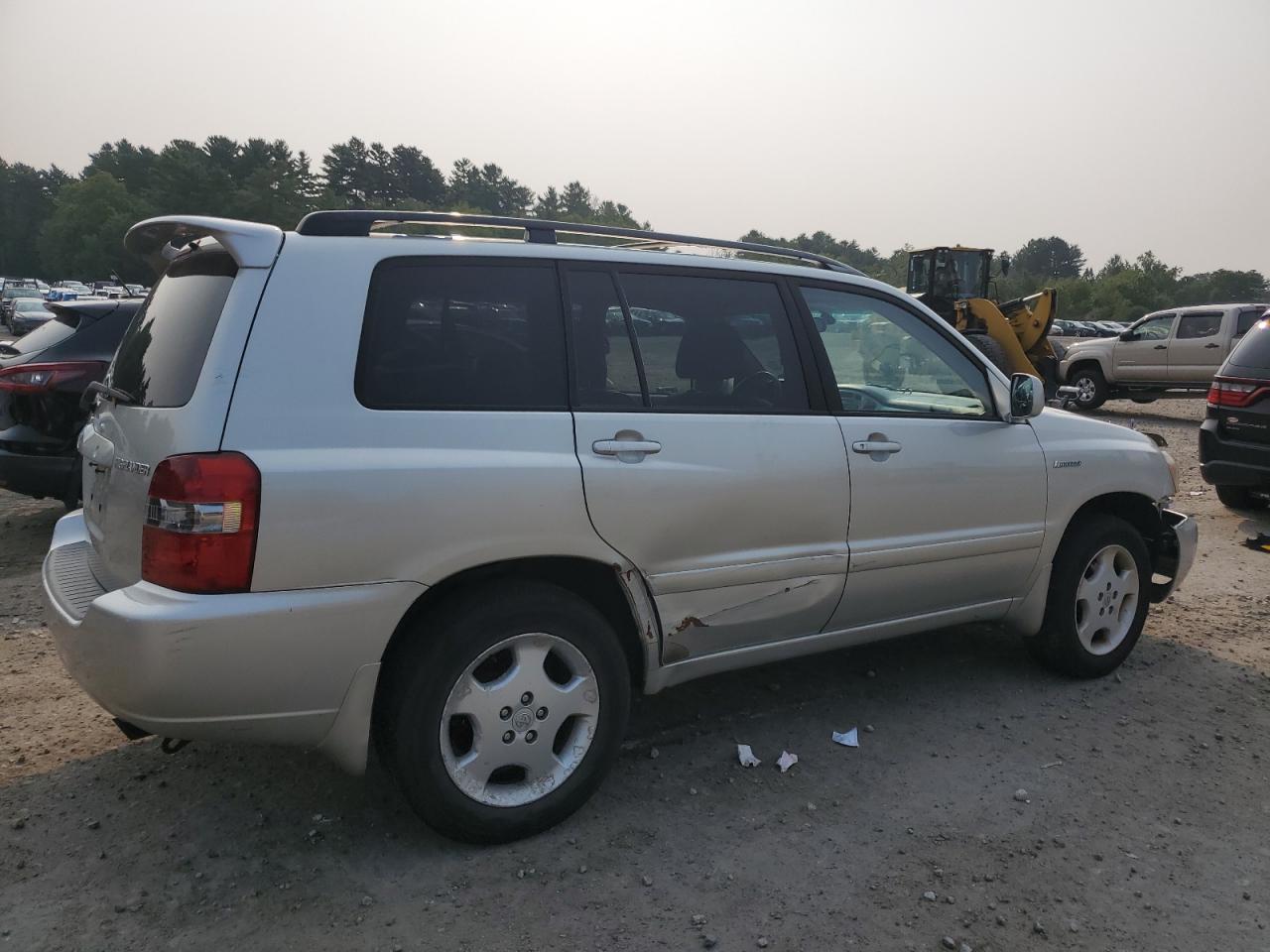 2005 TOYOTA HIGHLANDER