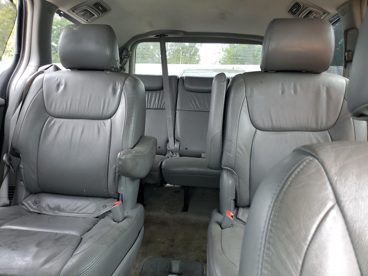 2006 TOYOTA SIENNA