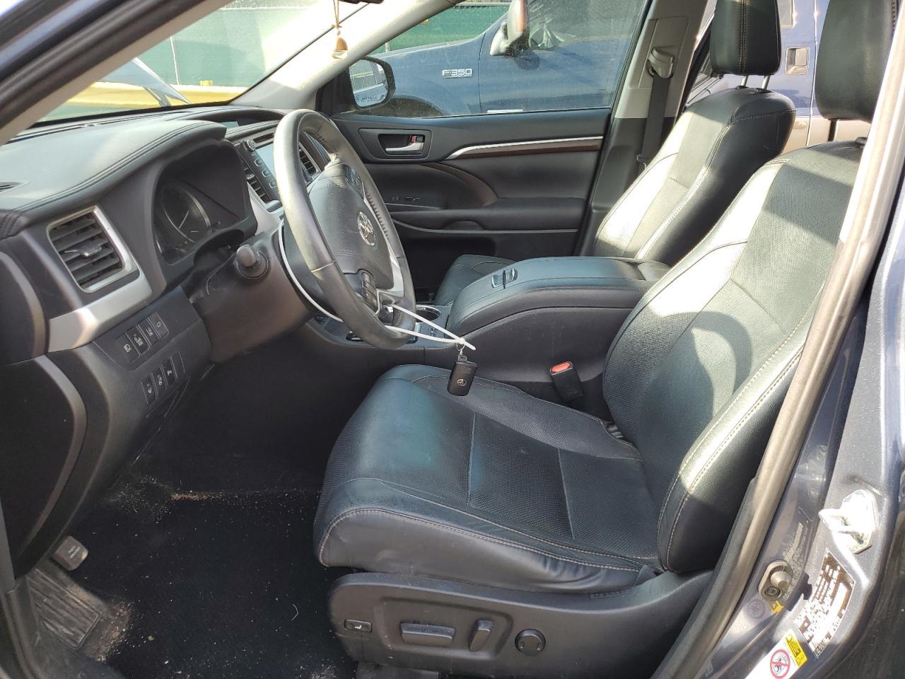 2016 TOYOTA HIGHLANDER