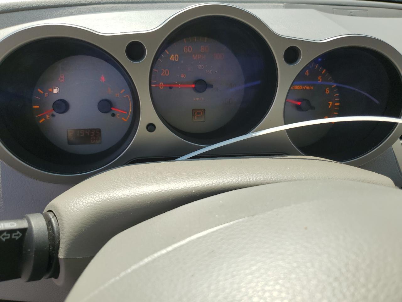 2004 NISSAN Maxima