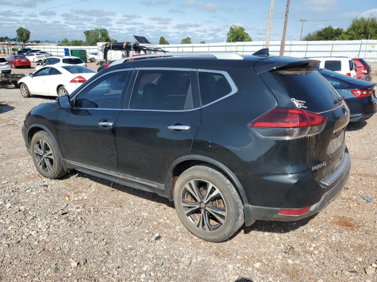 2018 NISSAN ROGUE