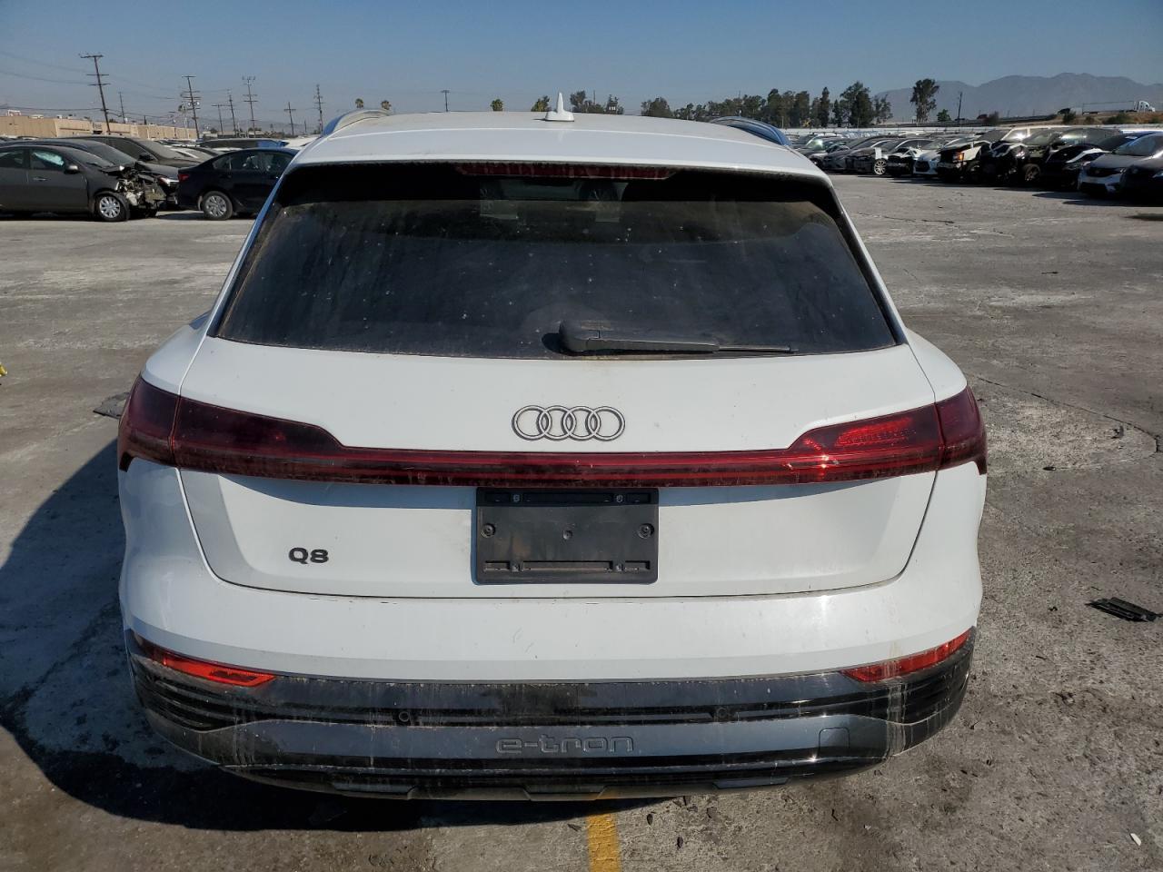 2024 AUDI Q8