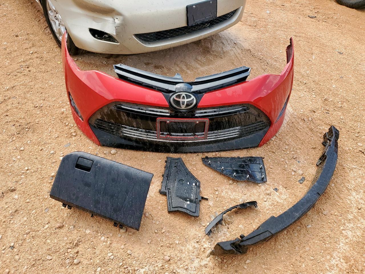 2019 TOYOTA COROLLA