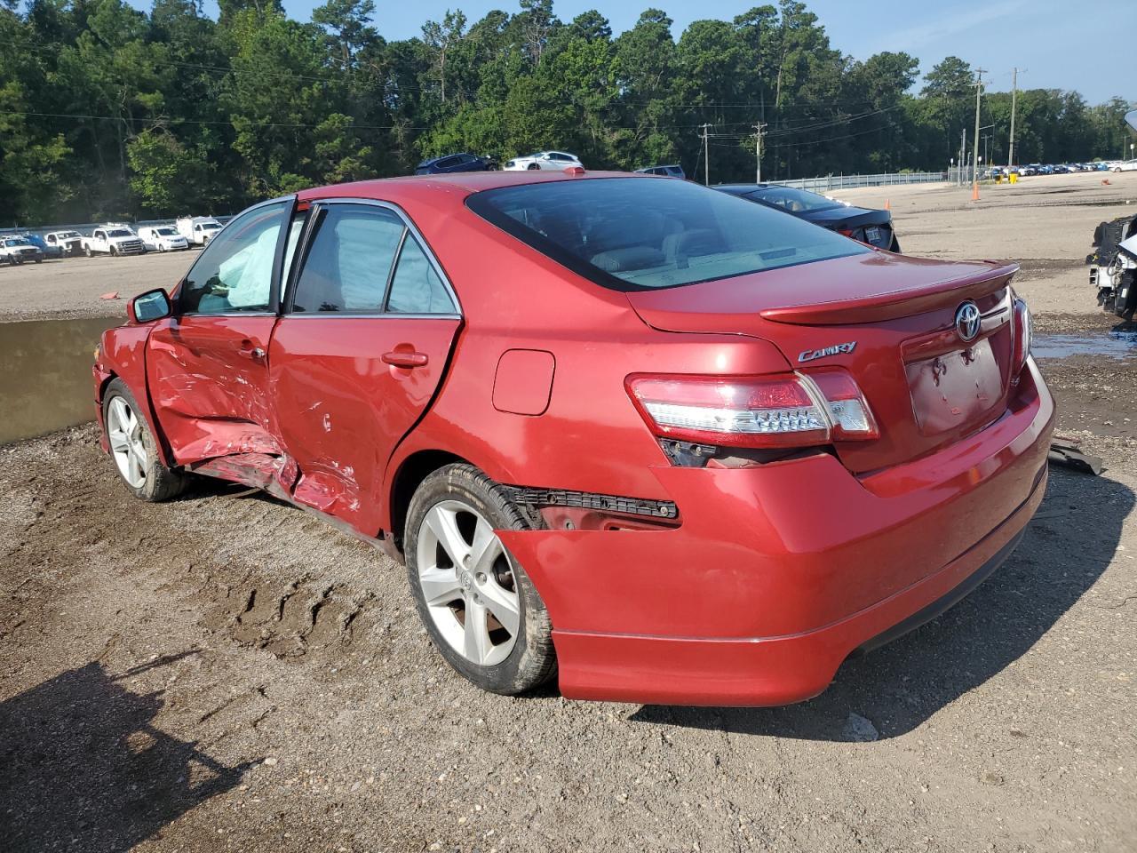 2010 TOYOTA CAMRY