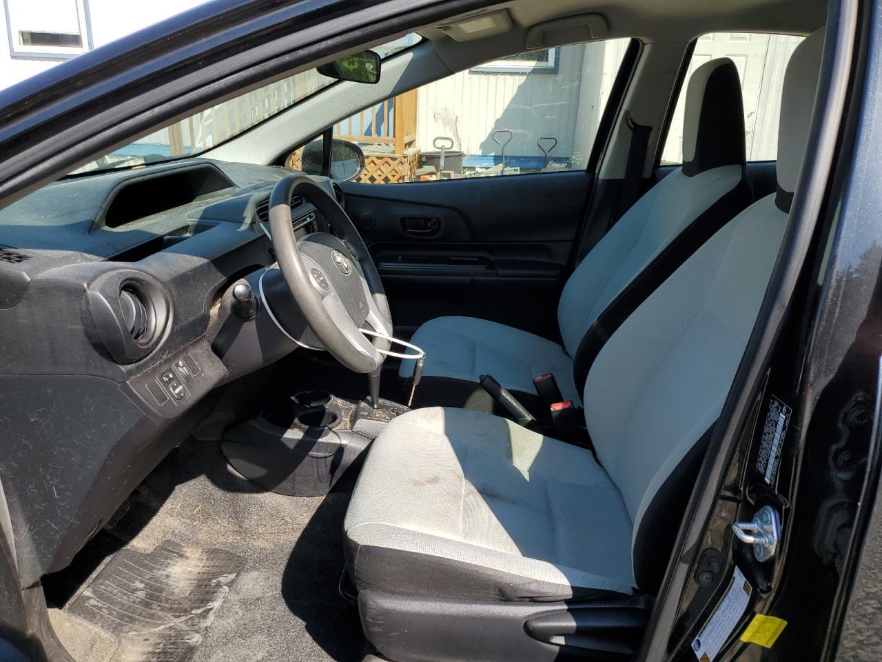 2015 TOYOTA Prius c