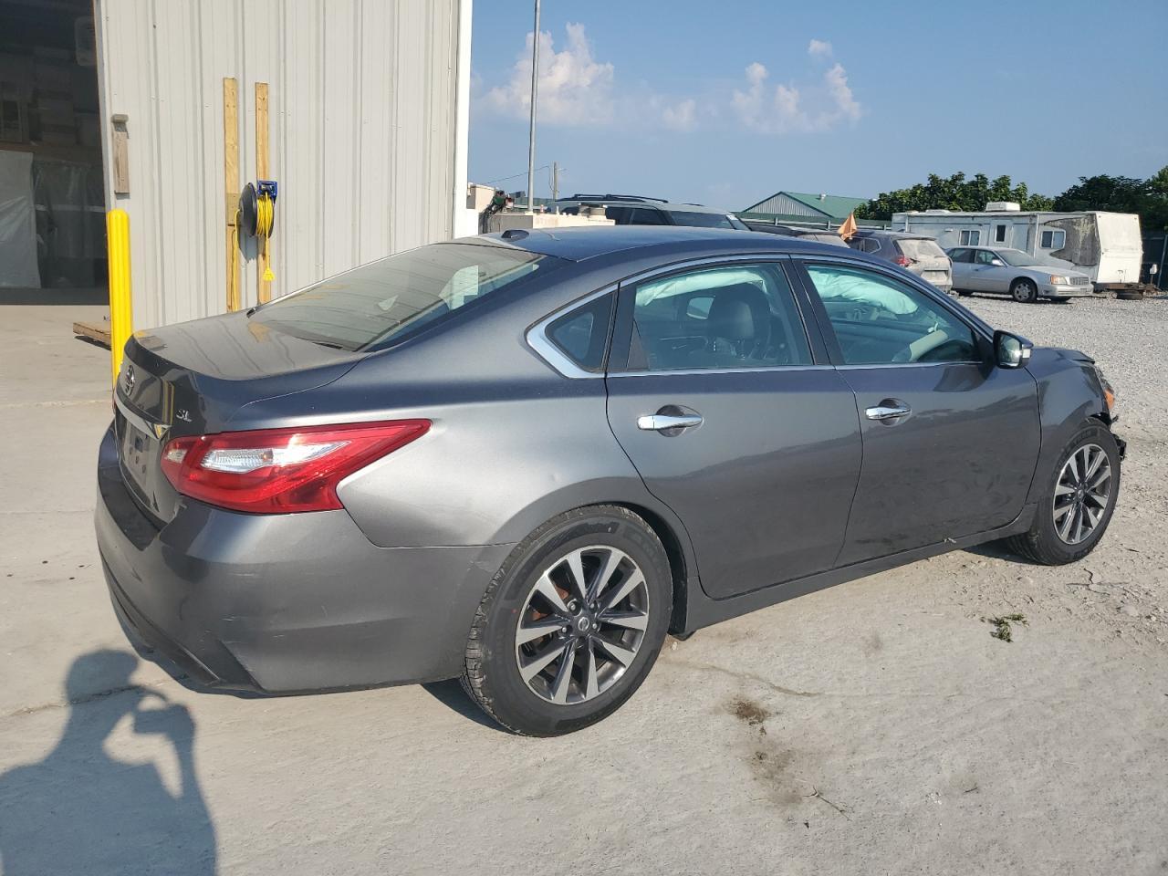 2017 NISSAN ALTIMA