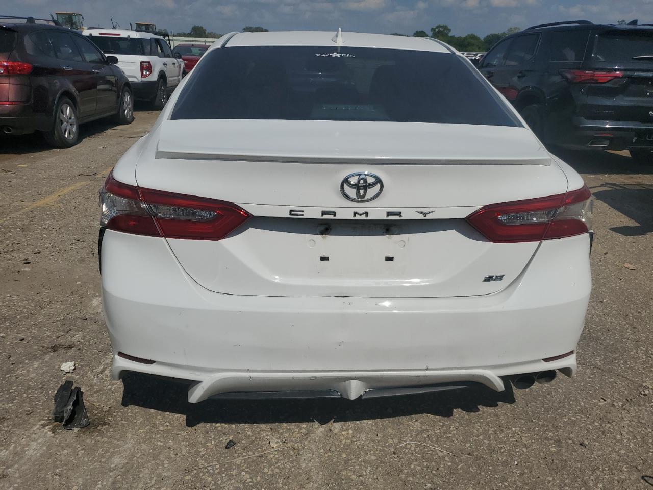 2018 TOYOTA CAMRY