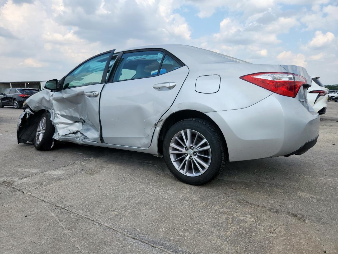 2015 TOYOTA COROLLA