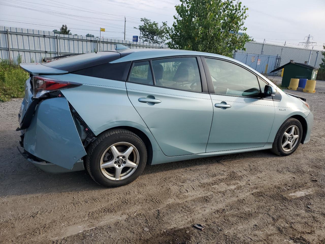 2017 TOYOTA PRIUS
