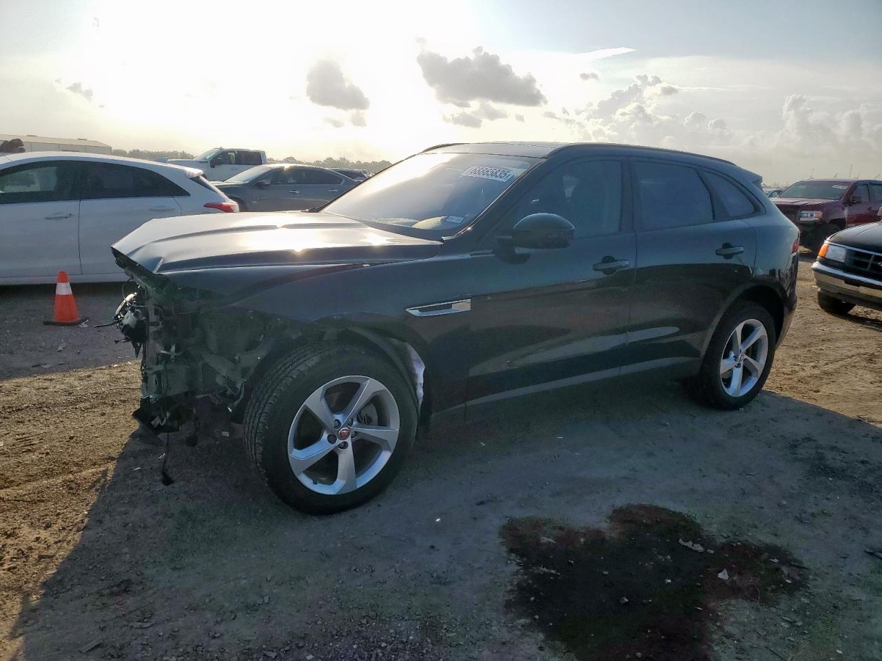 2017 JAGUAR F-Pace