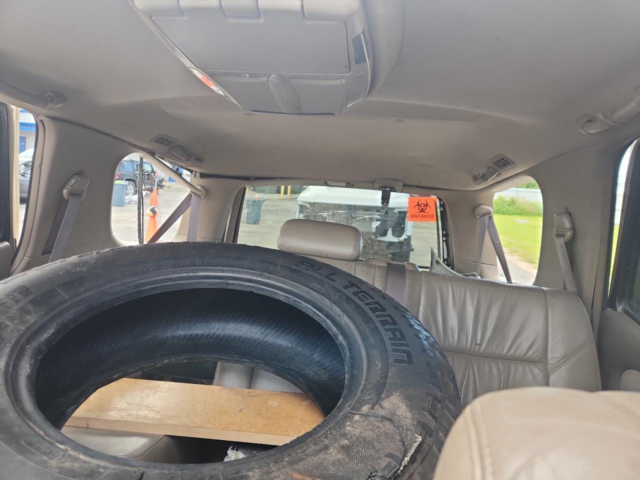 2004 TOYOTA Sequoia