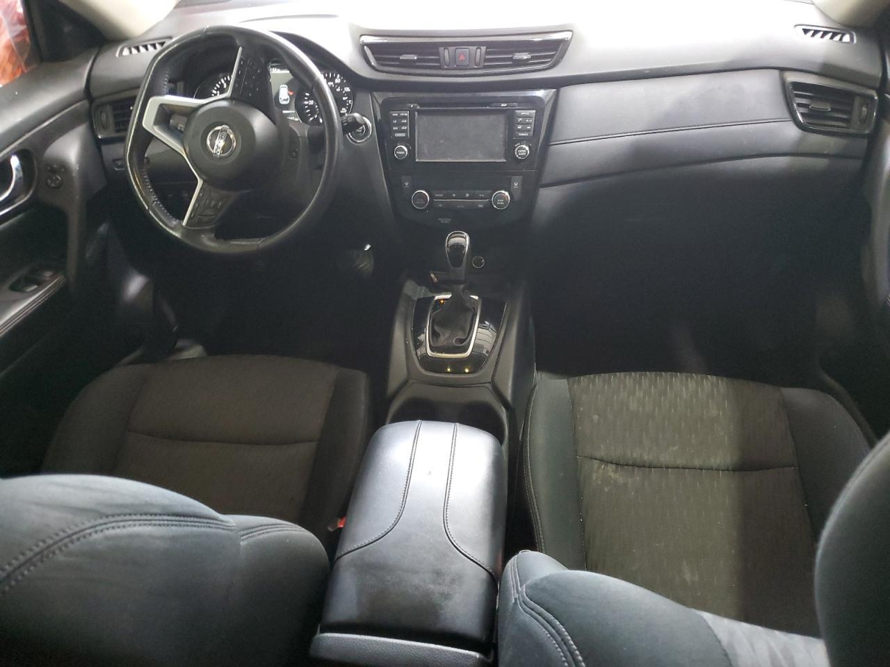 2017 NISSAN ROGUE
